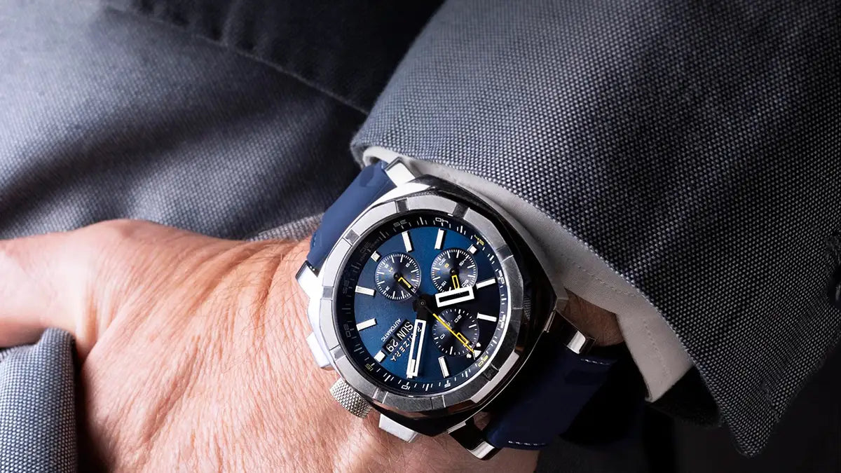 ENSAMBLADOS A MANO EN SUIZA